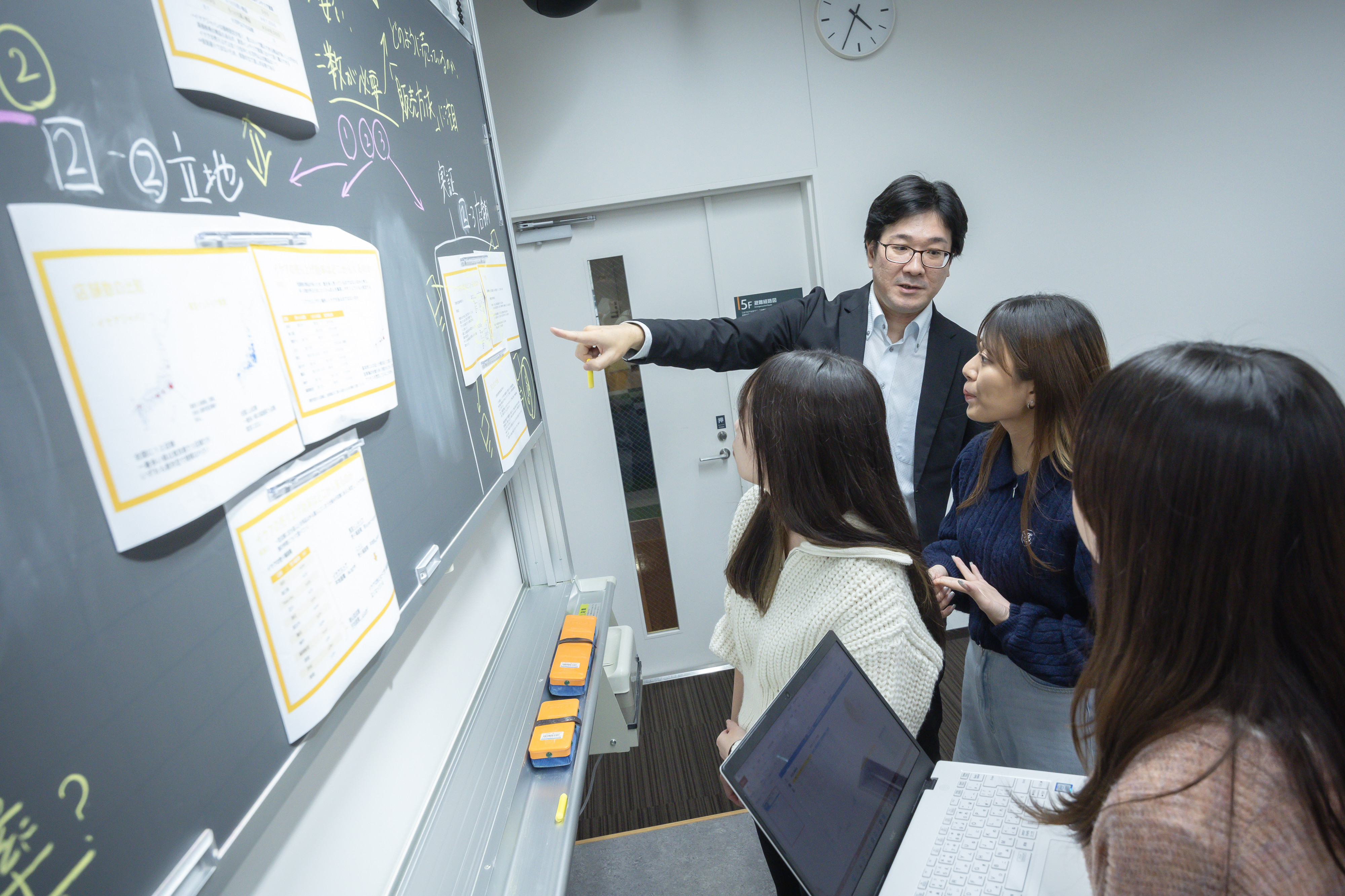 政経学部ゼミナール
