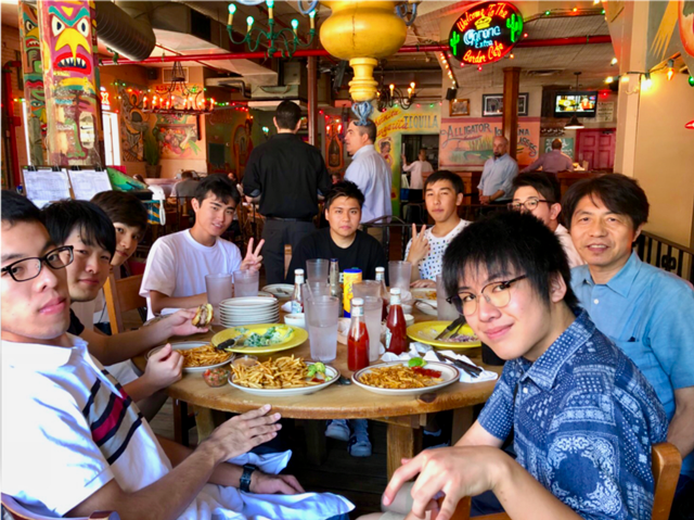 ハーバード大学の近くでランチ