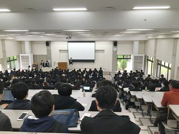 開会式の様子