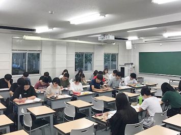 合同ゼミ後は懇親会を開催