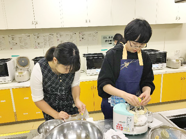 学生活動の紹介：佐久間茜さん | 拓殖大学 政経学部